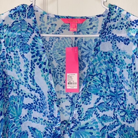 Lilly Pulitzer Motley Printed Coverup - Picture 4 of 12